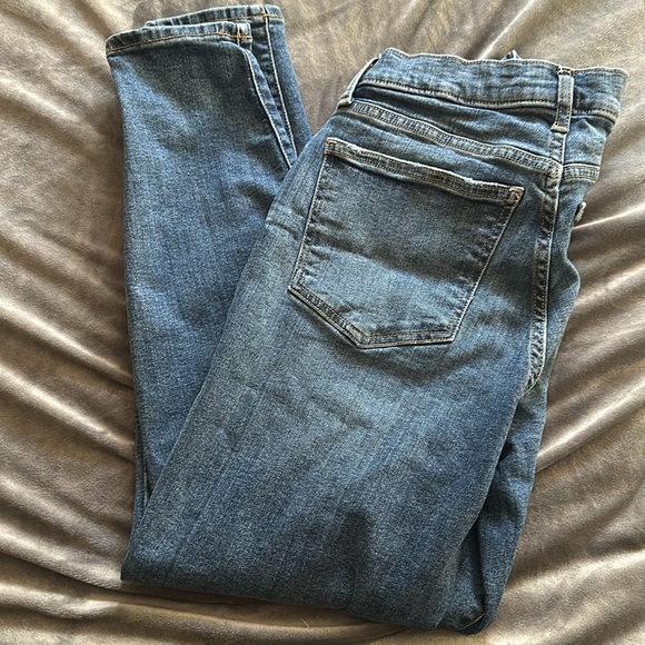 Two pairs, Lucky Jeans. Skinny - Picture 6 of 10
